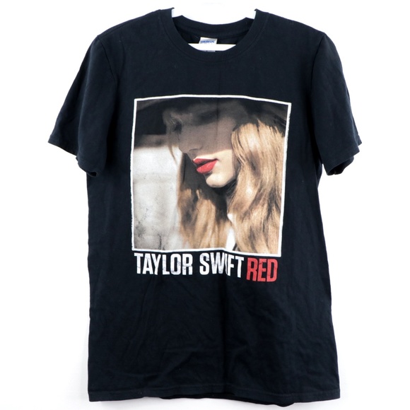Gildan Other - Taylor Swift Official Tour Merch 2013 Red Shirt
